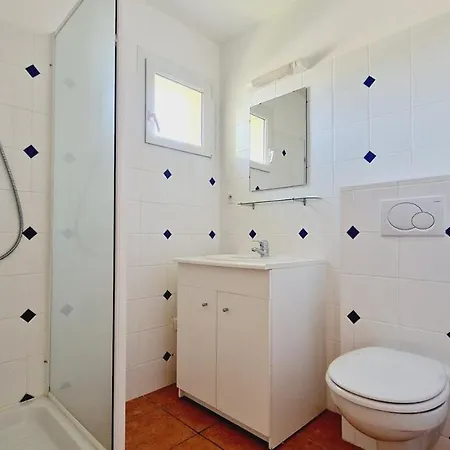 68, Piscine Chauffée à 2 Pas De L'océan Maison d'hôtes