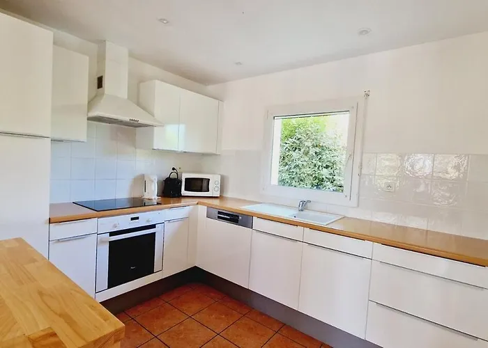 68, Piscine Chauffee A 2 Pas De L'ocean 4* Les Sables-dʼOlonne