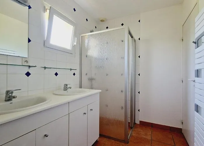 68, Piscine Chauffee A 2 Pas De L'ocean בית הארחה 4*