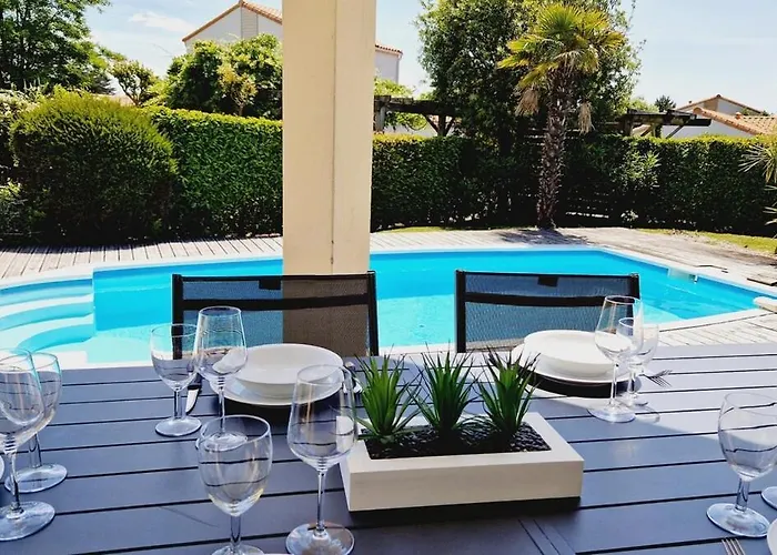 בית הארחה 68, Piscine Chauffee A 2 Pas De L'ocean 4*